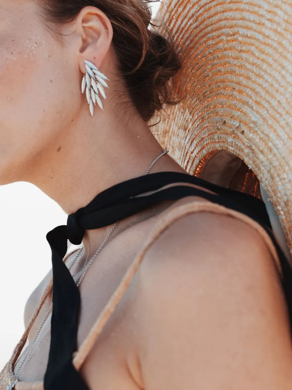 

Серьги-подвески в форме листьев Obsidian, серебристый