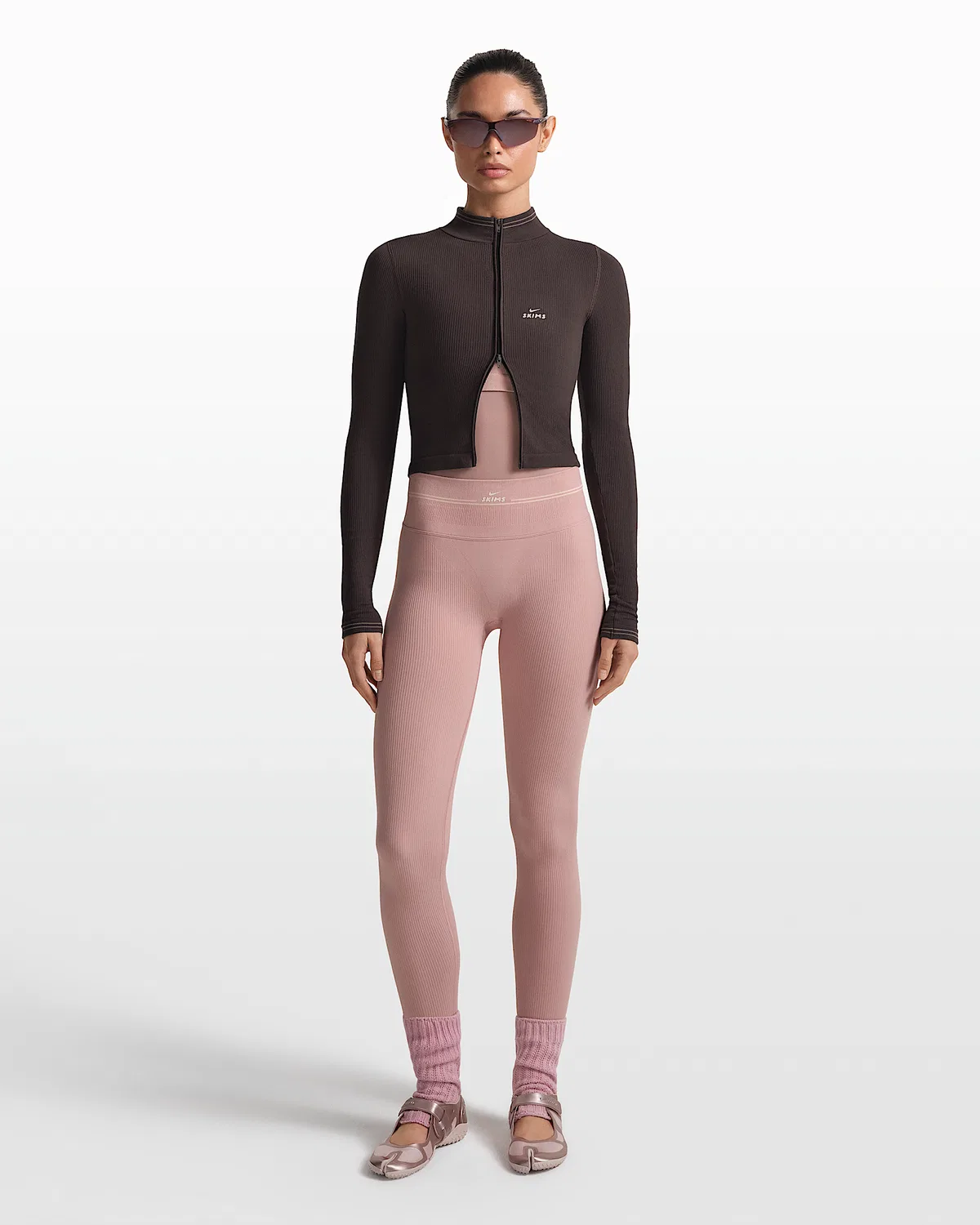Женские леггинсы NikeSKIMS Ribbed Seamless с высокой посадкой, длина 26", NSKM Himalayan/NSKM Ecru