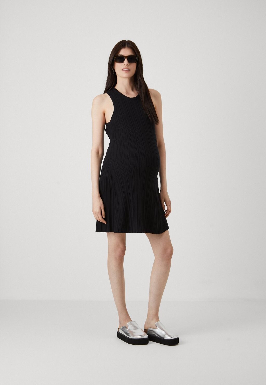 

Легкое платье VMMSTEPHANIE O NECK DRESS Vero Moda, черный