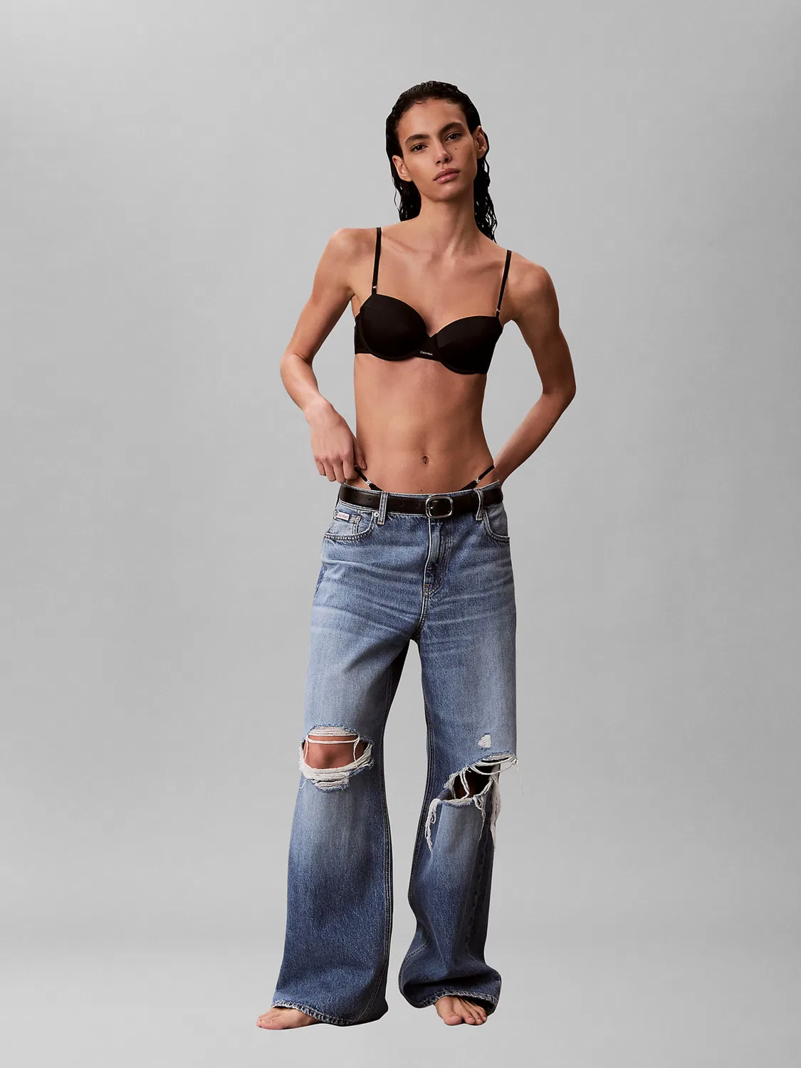 Трусики Calvin Klein Signature Satin черного цвета — фото 3