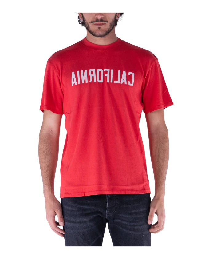 

Калифорнийская футболка Nahmias, красный