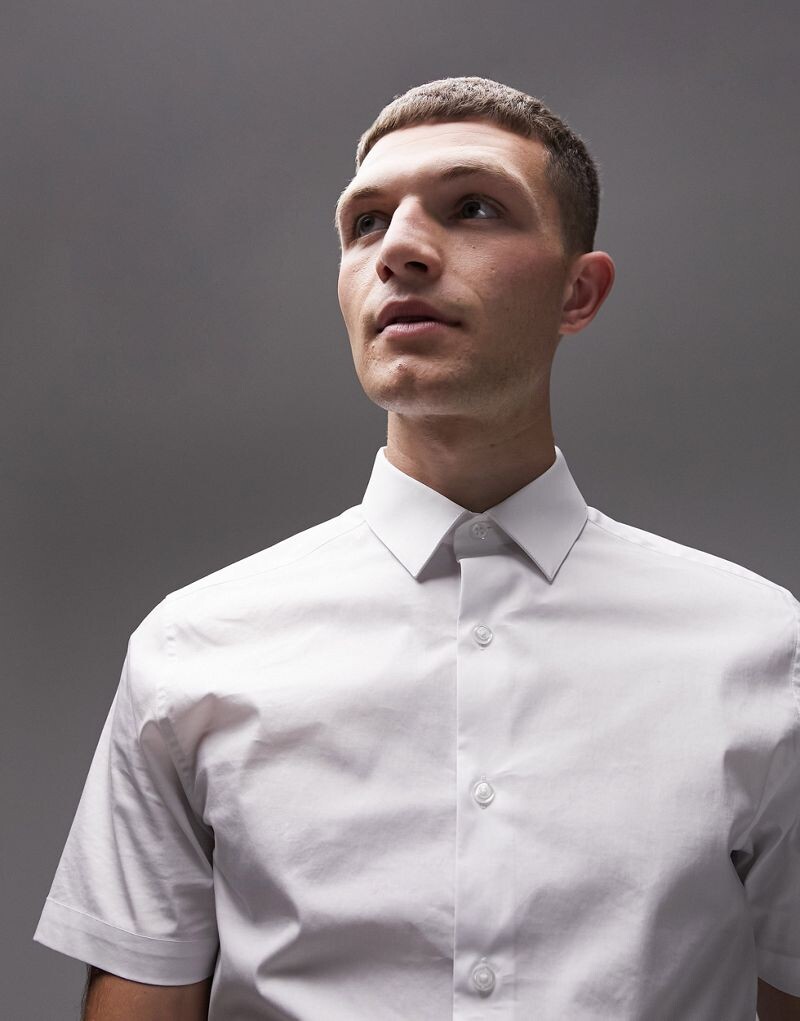 

Белая эластичная рубашка с короткими рукавами Topman