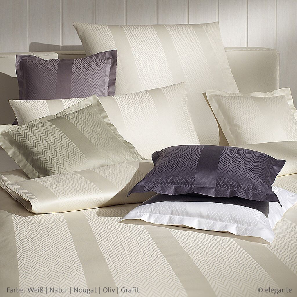 

Элегантный комплект постельного белья Mako из сатина Метрополис цвет нуга размер 135х200 см+80х80 Elegante