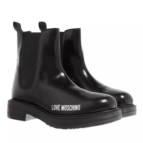 

Ботинки sca.nod.city40 vit.abrasivato Love Moschino, черный