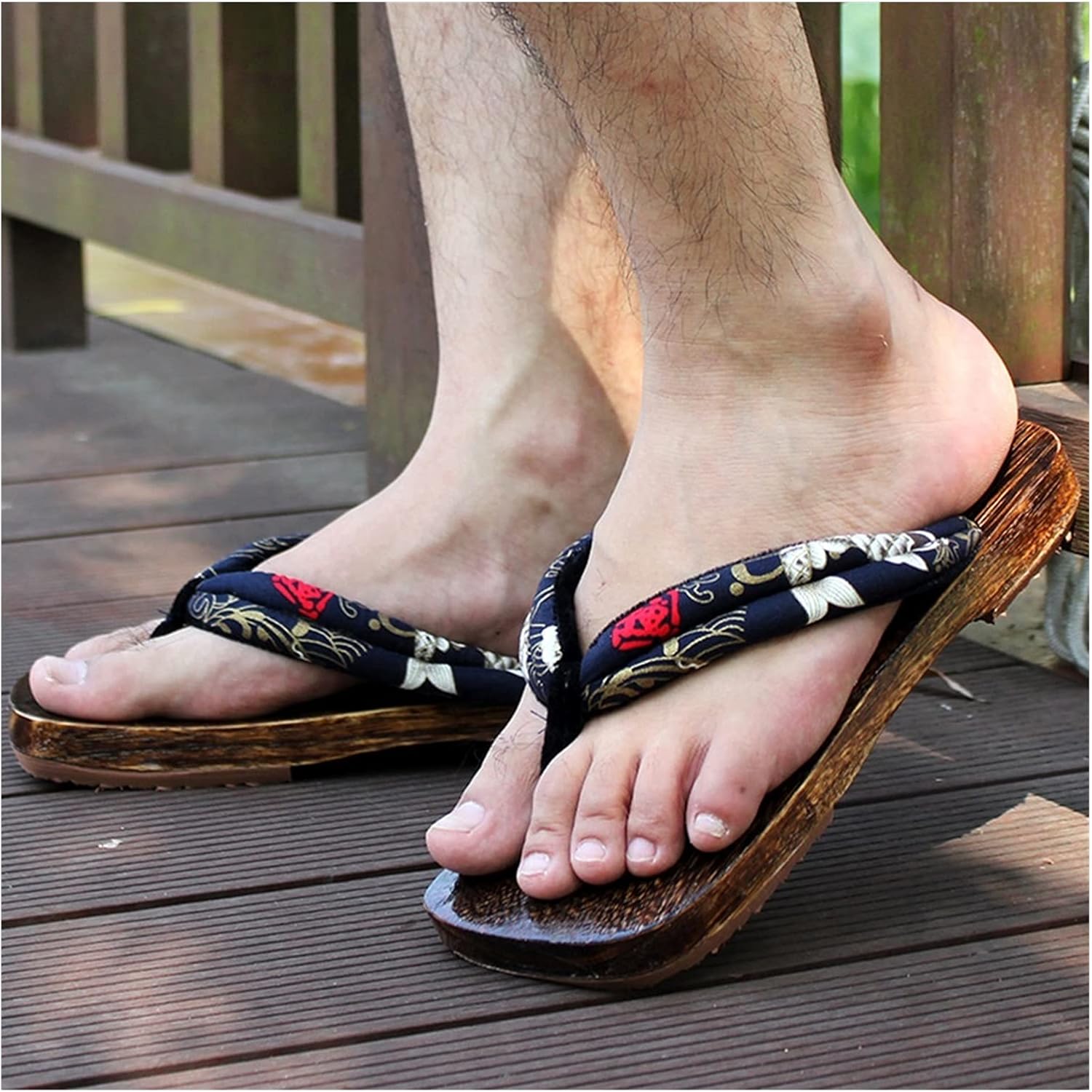 

Тапочки YXCKG для мужчин и женщин, традиционные японские деревянные сабо-шлепанцы в стиле кимоно, мужские сандалии-шлепанцы, летние пляжные тапочки унисекс (размер: E-EUR40-41), коричневый