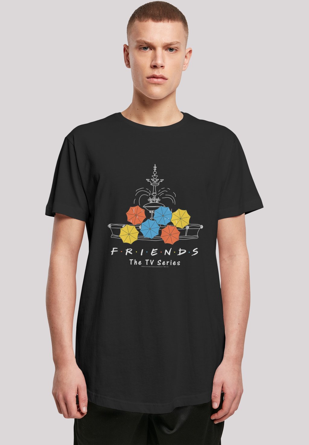 

Футболка с принтом FRIENDS F4NT4STIC, черный