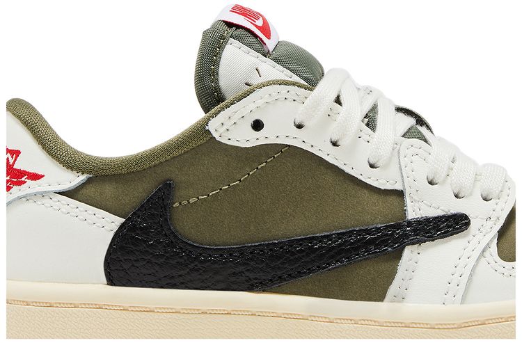 Кроссовки Air Jordan Travis Scott x Air Jordan 1 Retro Low OG SP PS 'Reverse Olive / Medium Olive', зеленый — фото 2