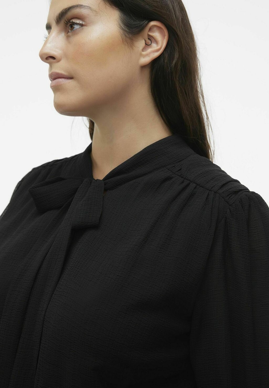 

Платье из джерси VMVIGGA LS ABK EXC GA CUR Vero Moda Curve, черный