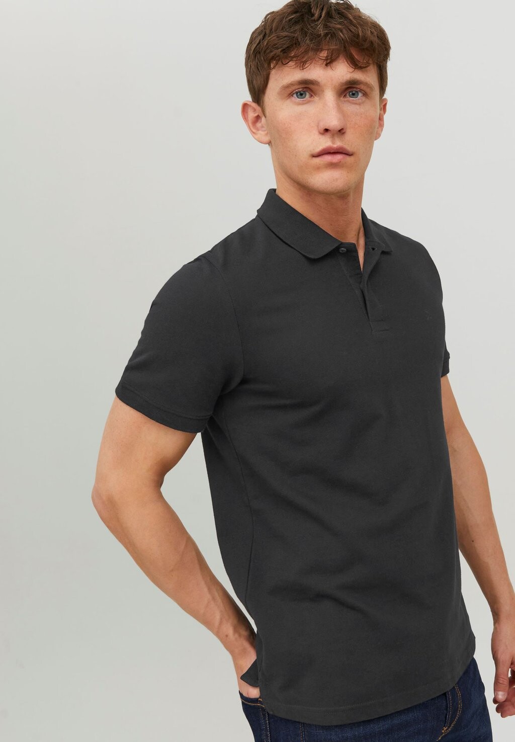

Поло JJEBASIC Jack & Jones, черный