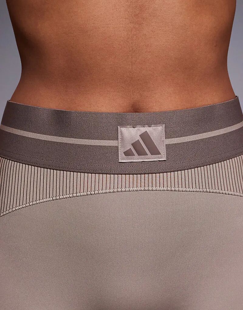 Леггинсы Adidas Training Hyperglam в рубчик полной длины мелово-коричневого цвета — фото 3