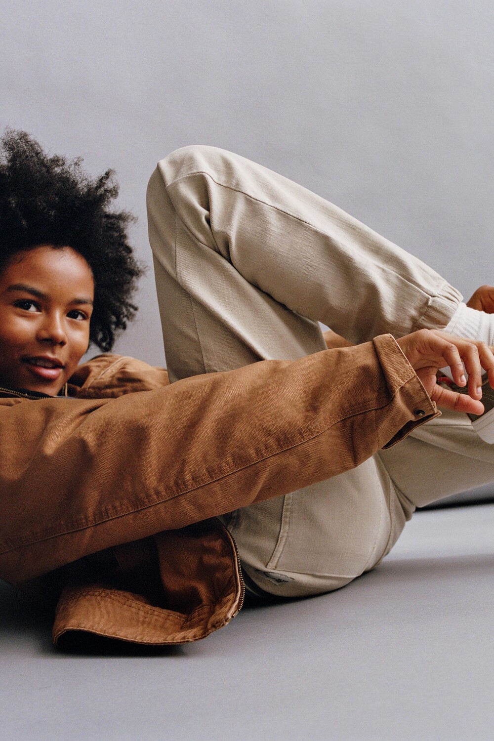 

Суперэластичные брюки для спорта ZARA, песочный