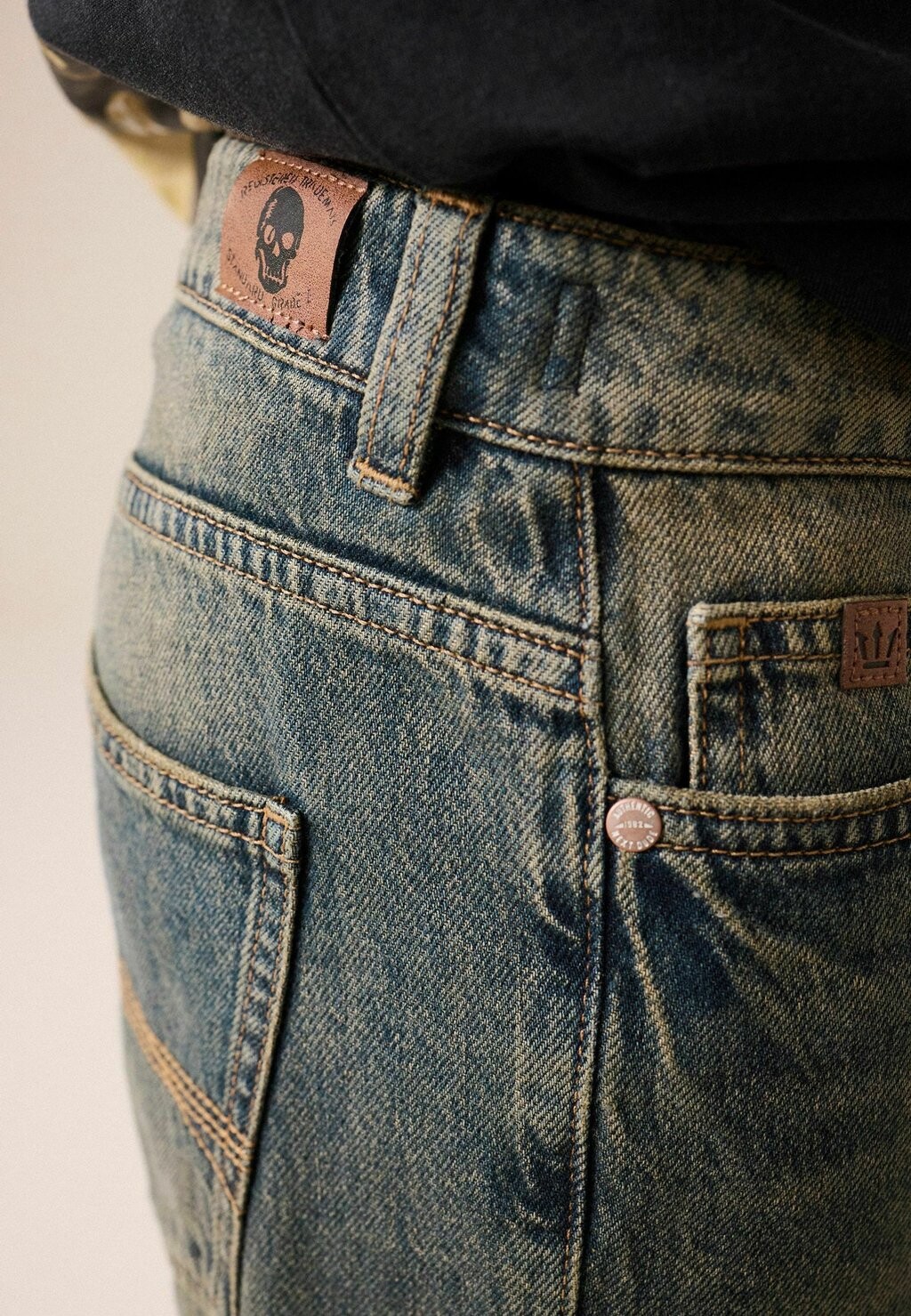 

Джинсы прямого кроя AUTHENTIC- REGULAR FIT Next, коричневый