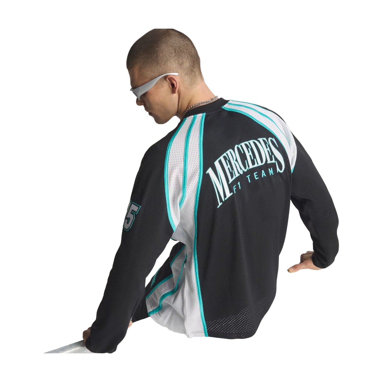 Футболка с длинными рукавами Adidas x Mercedes - AMG Petronas Formula One Team Las Vegas, азиатский размер, цвет «Черный/Белый» — фото 3
