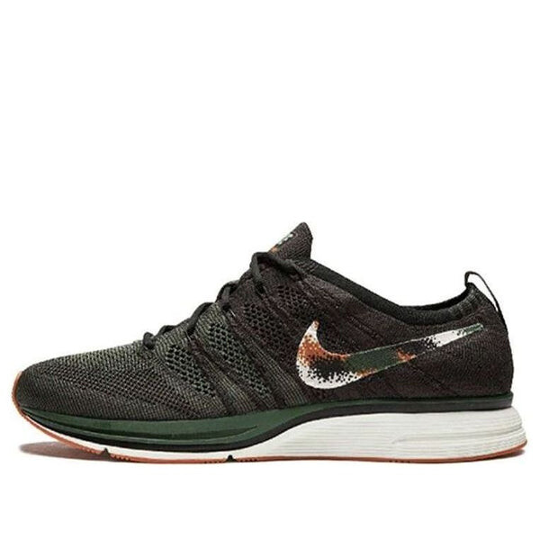 

Кроссовки flyknit trainer Nike, зеленый