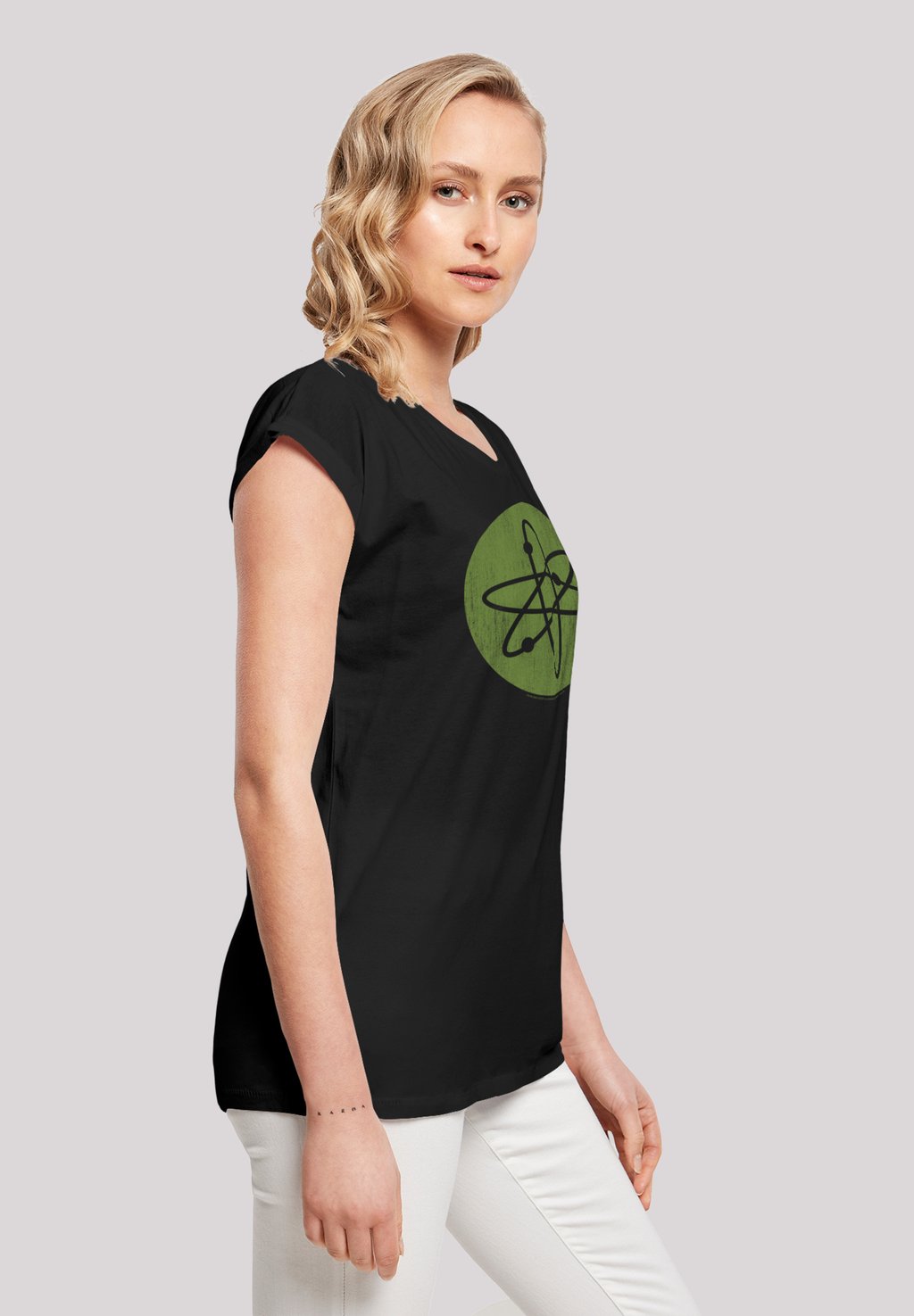 

Футболка с принтом BIG BANG THEORY BIG BANG ICON F4NT4STIC, черный