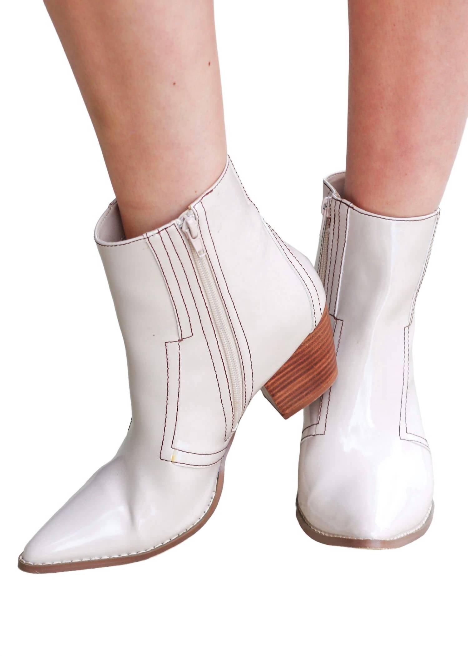 Ботильоны Liza Ankle Bootie цвета слоновой кости Matisse