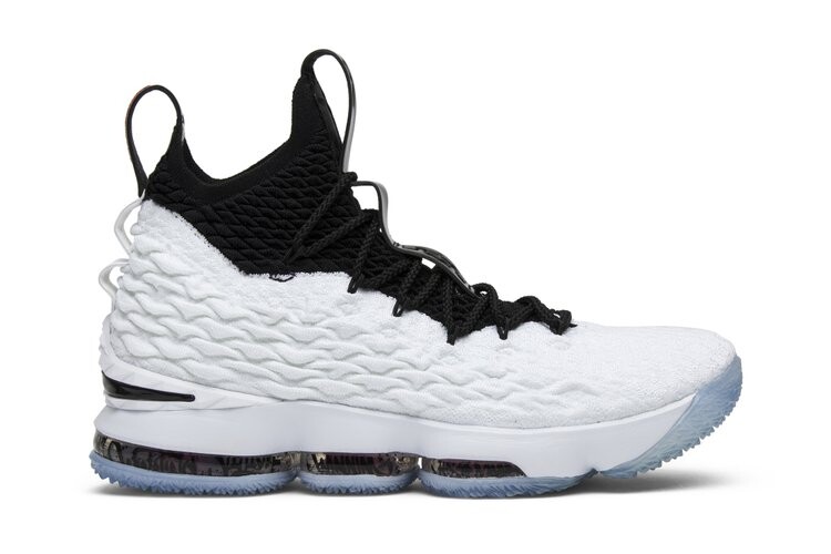 

Кроссовки Nike LeBron 15 'Graffiti', белый