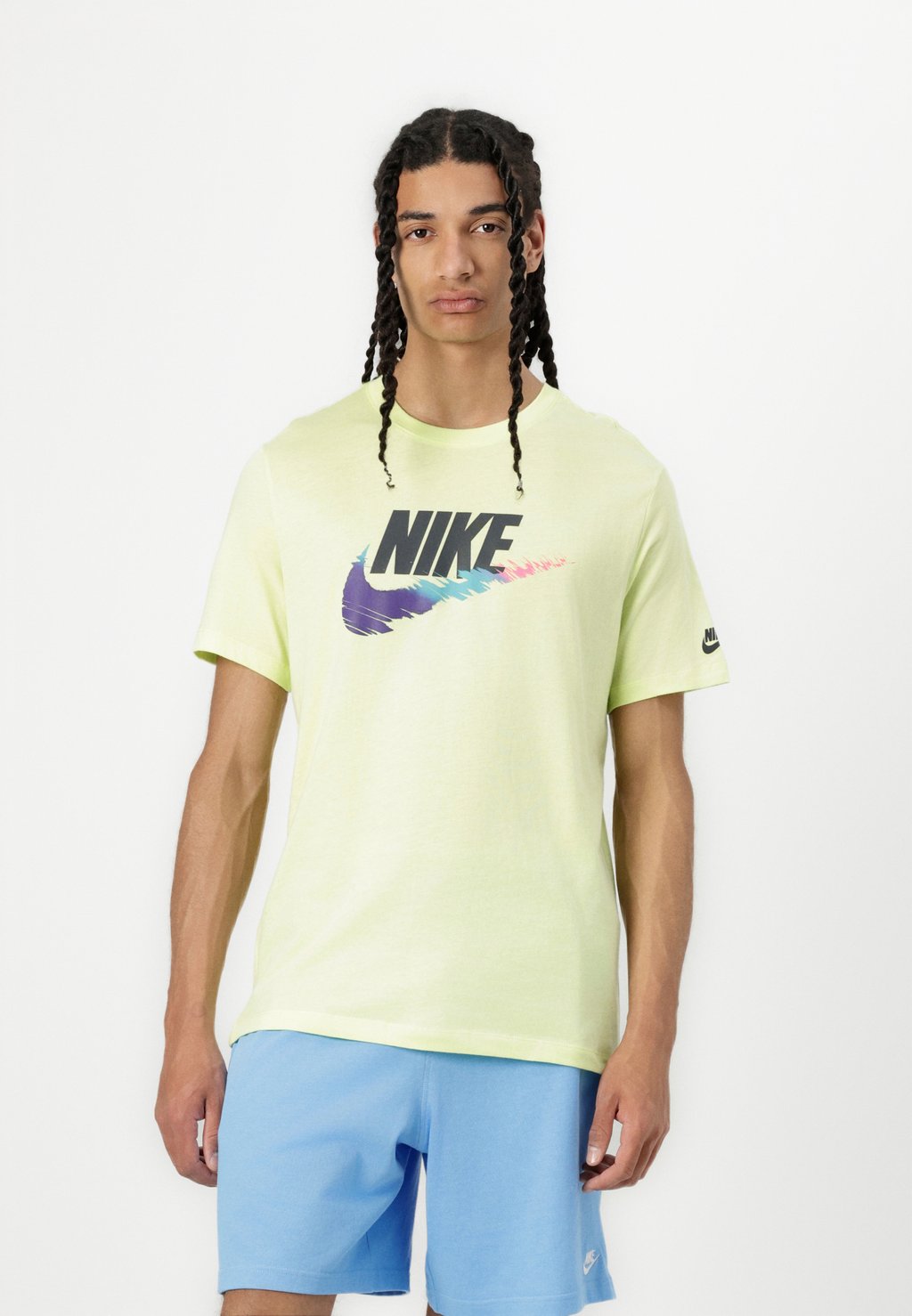 

Футболка с принтом TEE Nike Sportswear, желтый