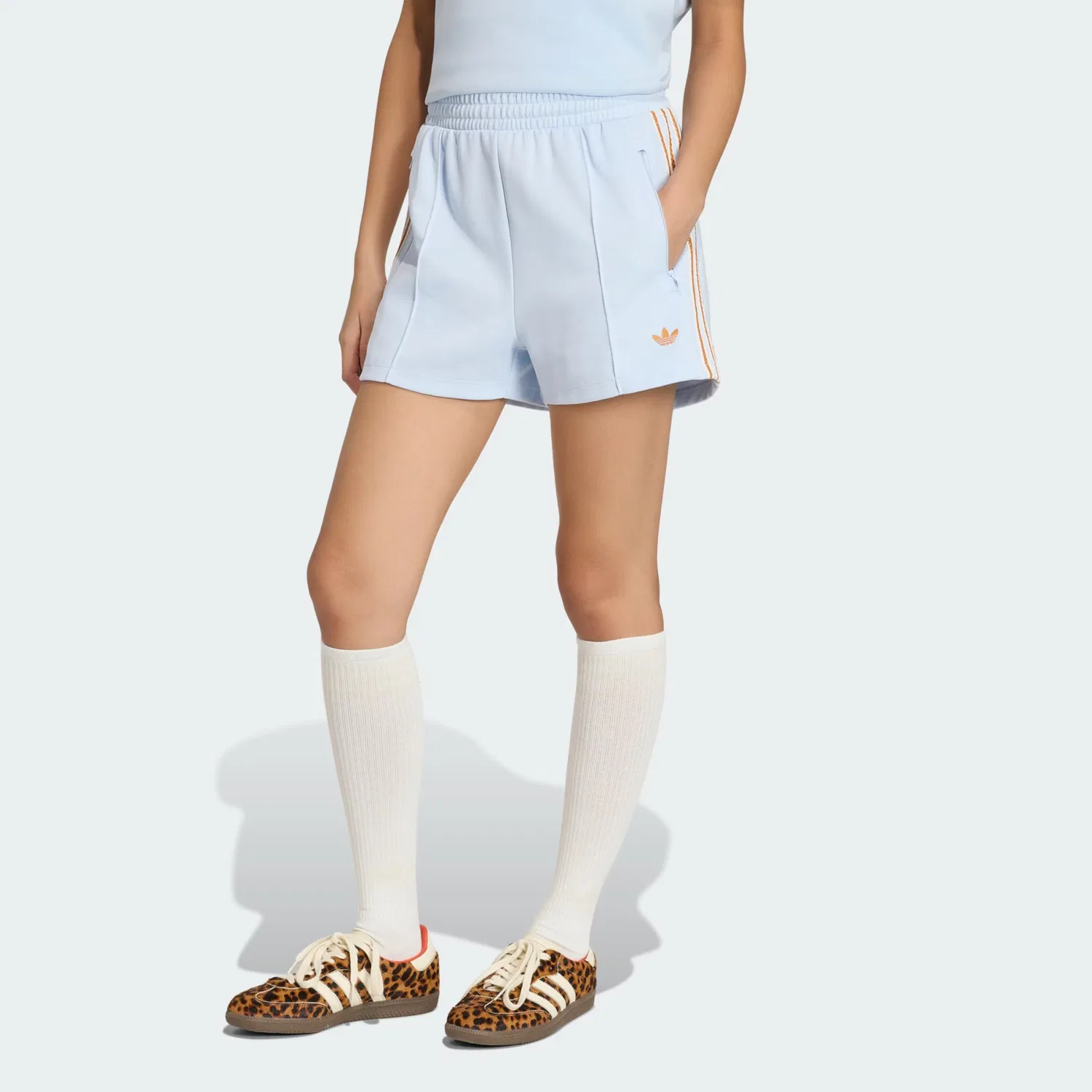 Шорты Adidas Originals Regular Pants Summer Glow светло-голубого цвета — фото 4