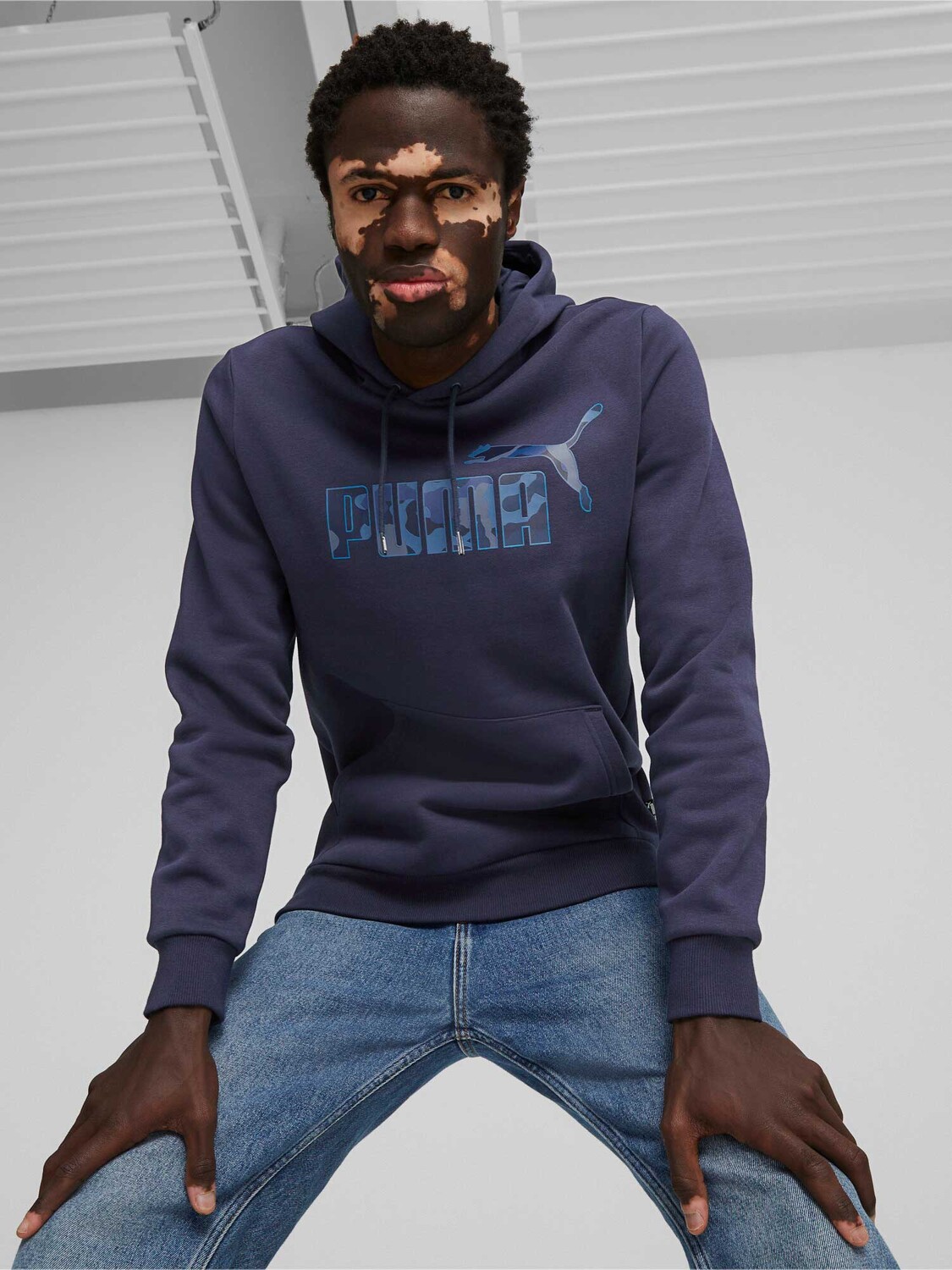 

Толстовка Puma ESS+ CAMO Graphic Hoodie FL, синий