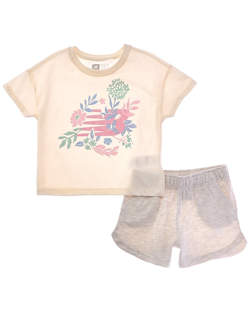 

Комплект New Balance из 2 предметов: футболка и флисовые шорты, бежевый