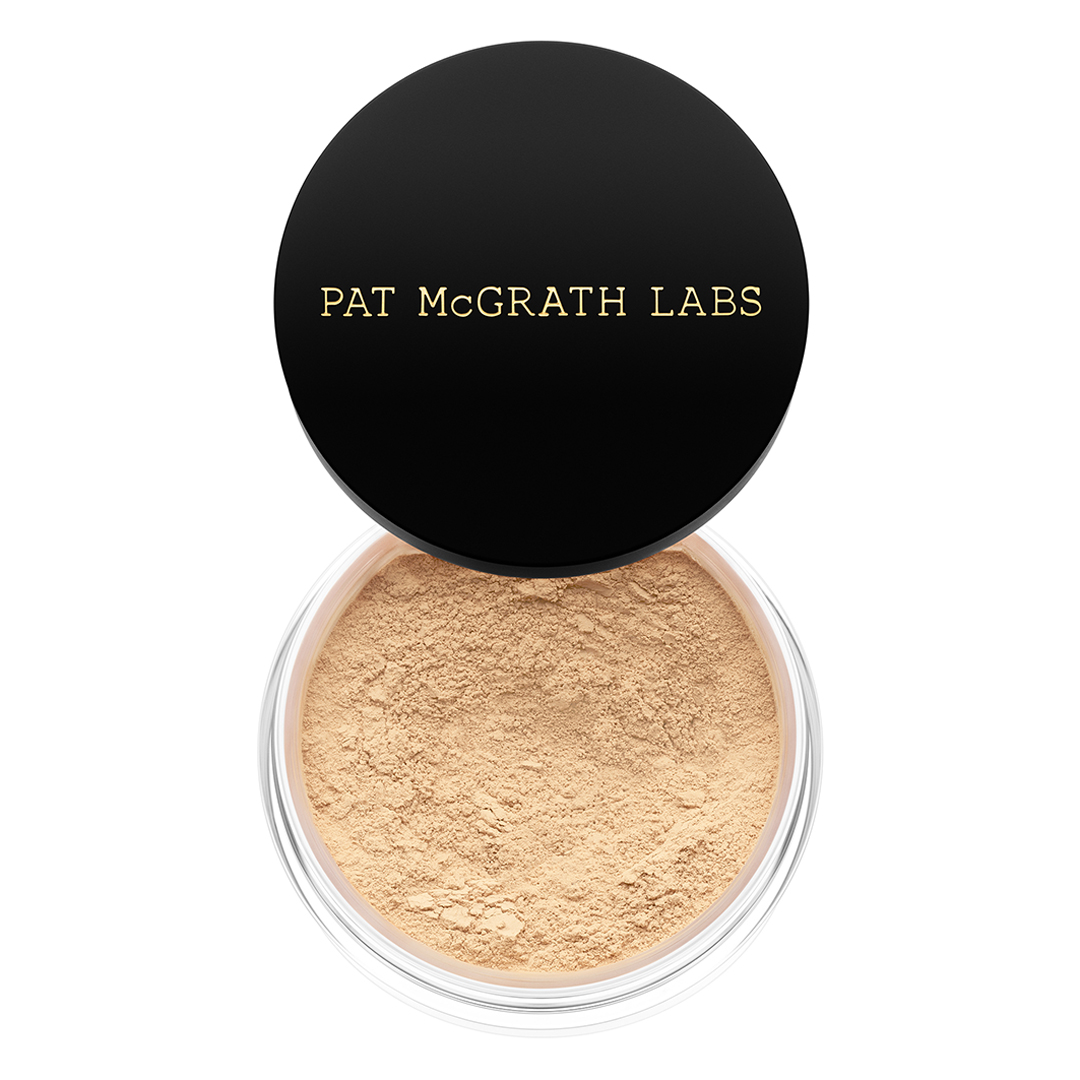 

Рассыпчатая фиксирующая пудра для лица skin fetish: sublime perfection setting powder Pat Mcgrath Labs, цвет light medium 2, вес 5 гр.