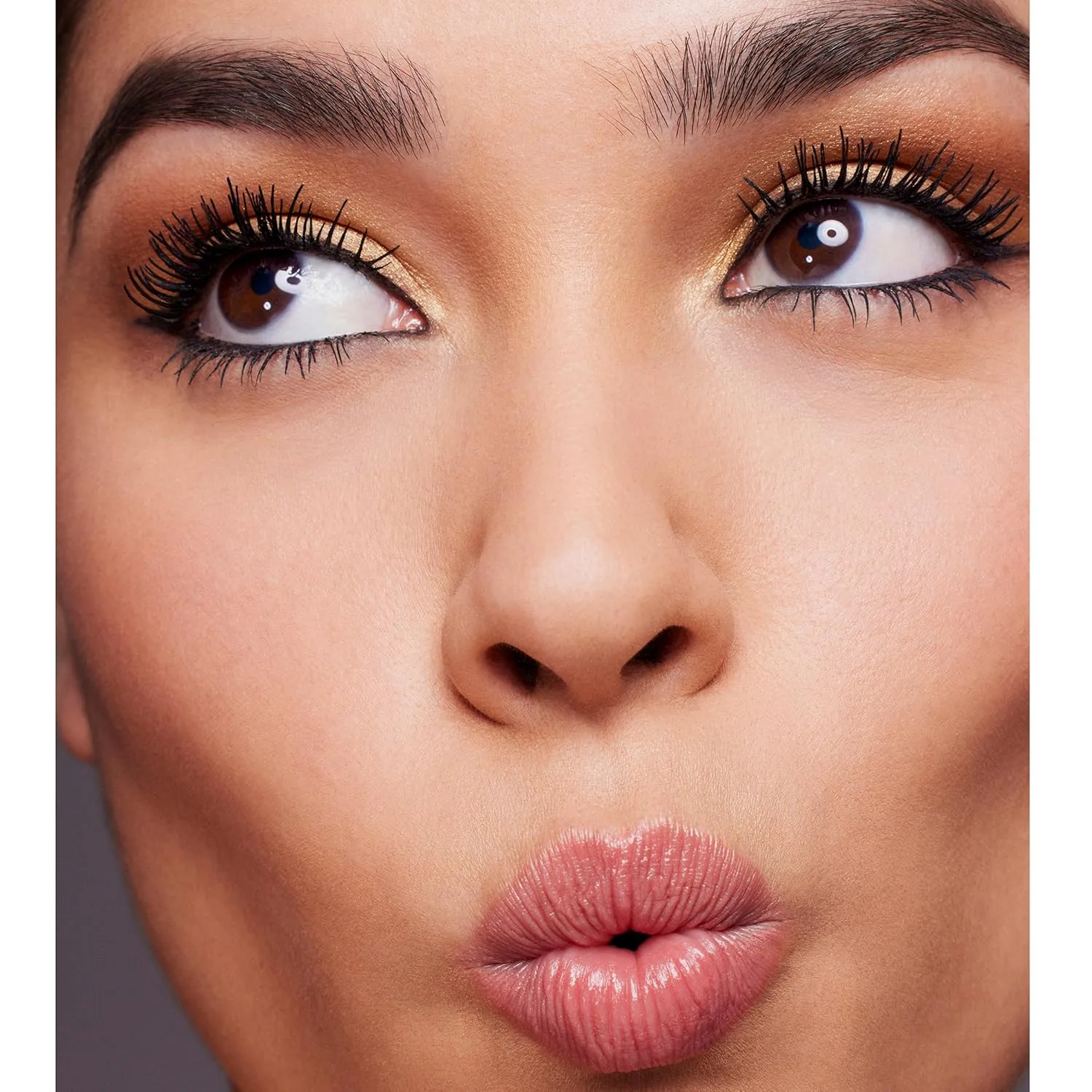 Тушь для ресниц Clarins Wonder Volume Mascara XXL, удлиняющая и увеличивающая объем, двойной эффект, стойкость 12 часов, 9 мл 8,9 мл (2 шт.), Black — фото 4