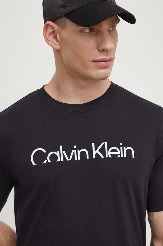 

Футболка Calvin Klein Performance, черный
