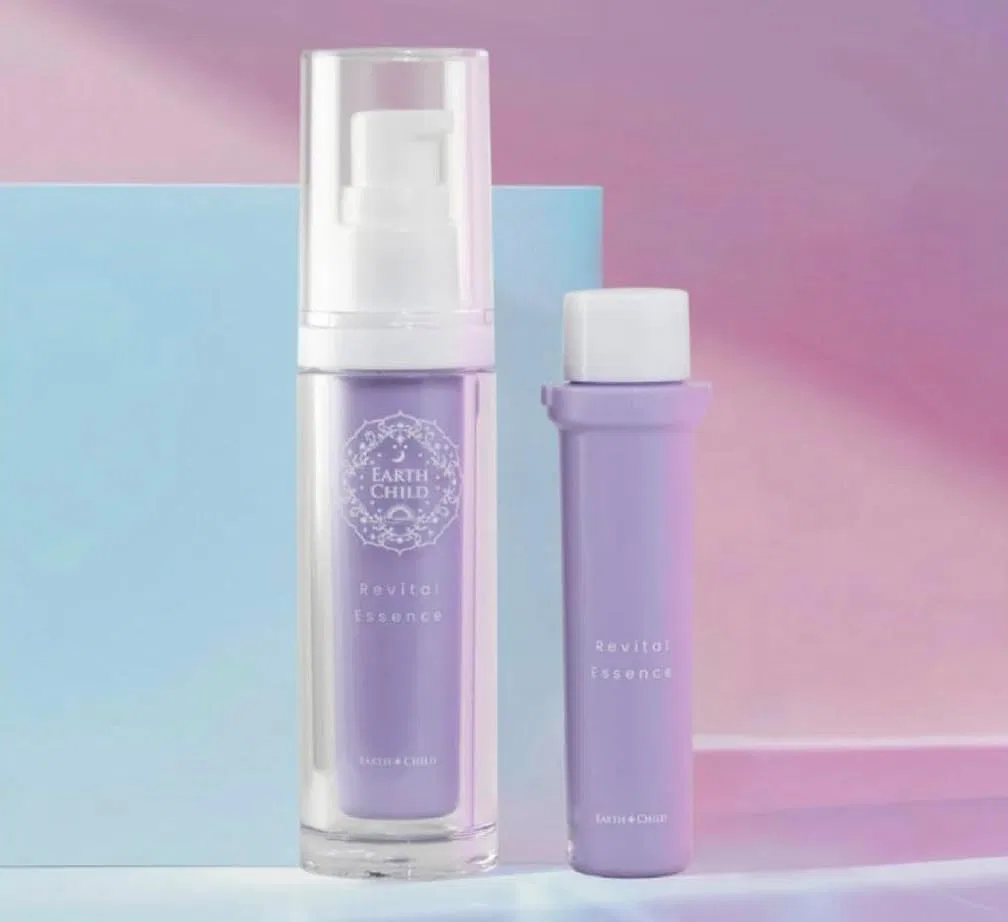 Набор для ухода за кожей с сывороткой Earthchild Revital Essence Refill Set 30 мл
