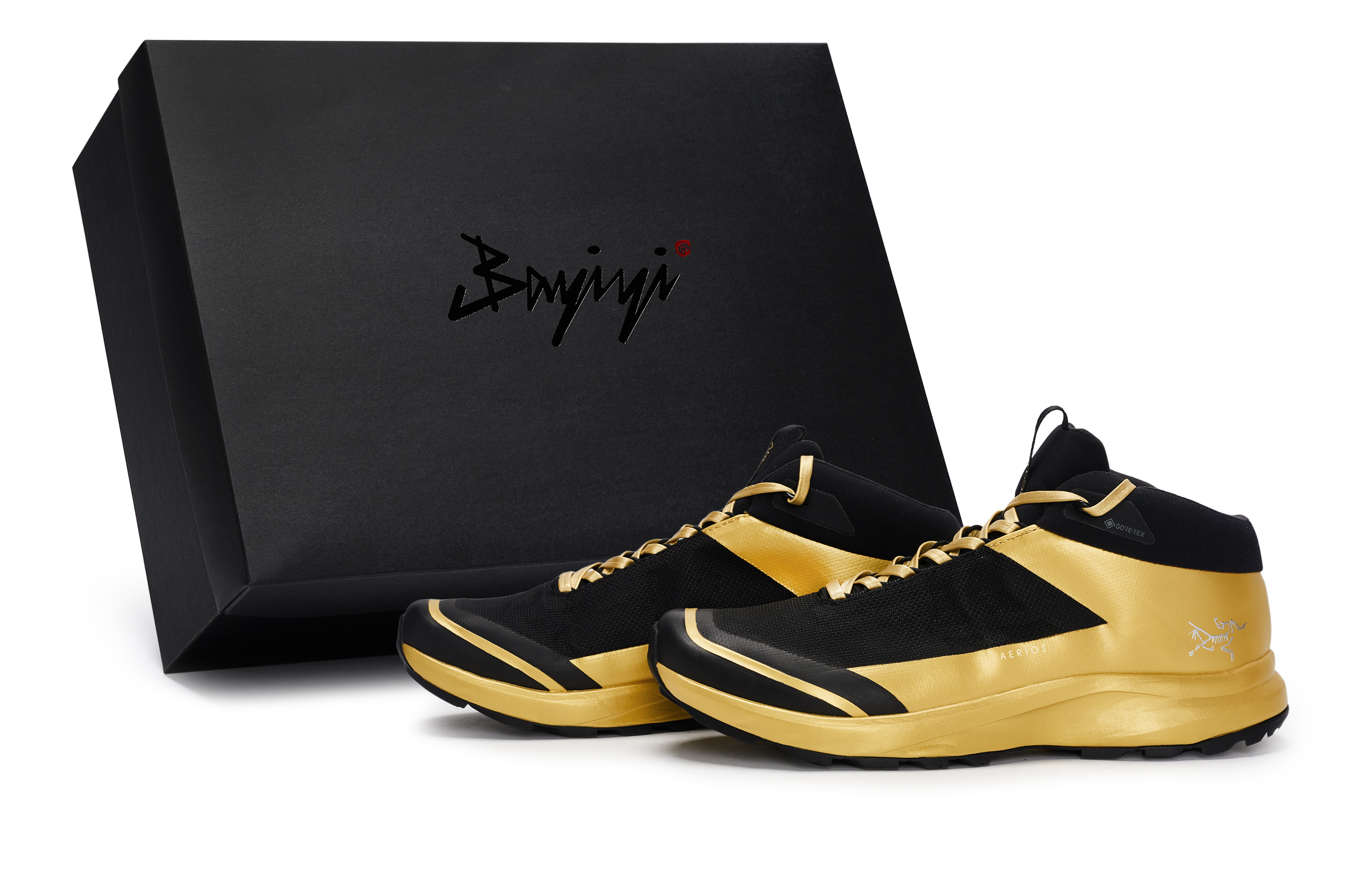 Arcteryx Кроссовки Aerios Fl 2 811 Manufacturing Golden Realm Secret Special Shoe Box Mid Top Trekking Unisex Black Gold