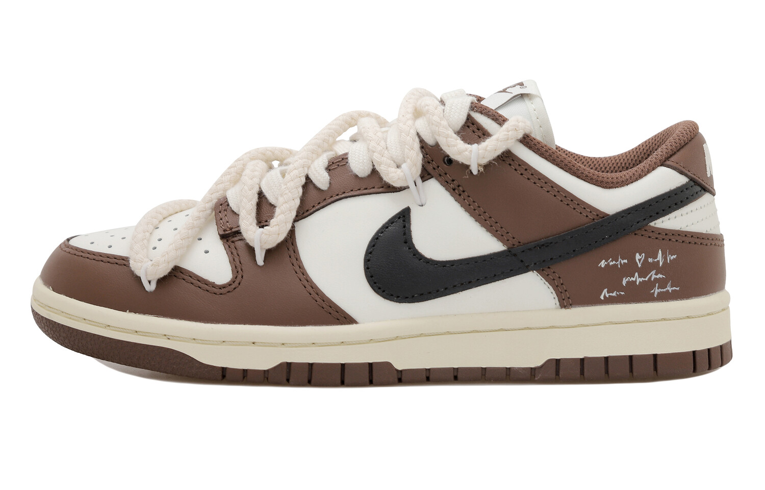 

Кроссовки Nike Dunk Skateboard Shoes Women's Low-Top Black/Brown White