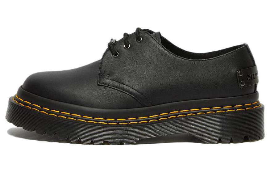

Туфли на платформе женские низкие черные Dr.Martens
