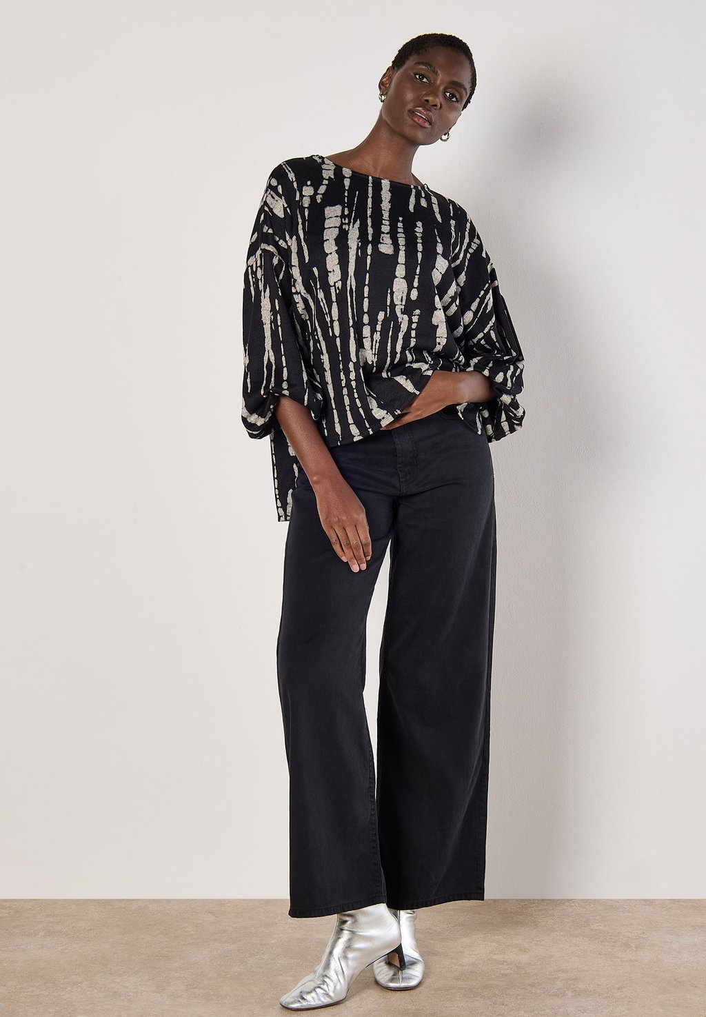 

Блуза TIE DYE STRIPE Apricot, черный