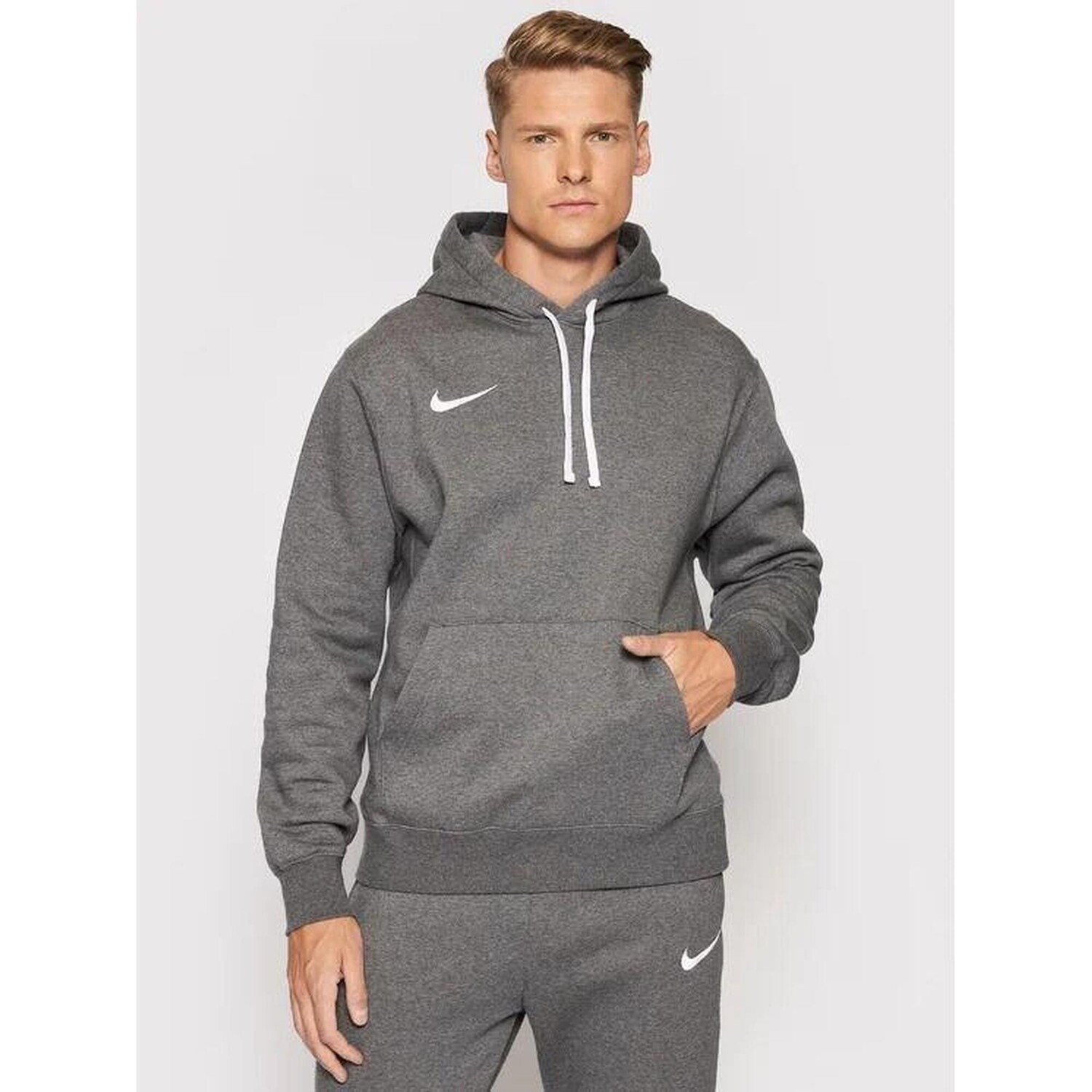 

Спортивная толстовка Nike, цвет grau/grau/weiss