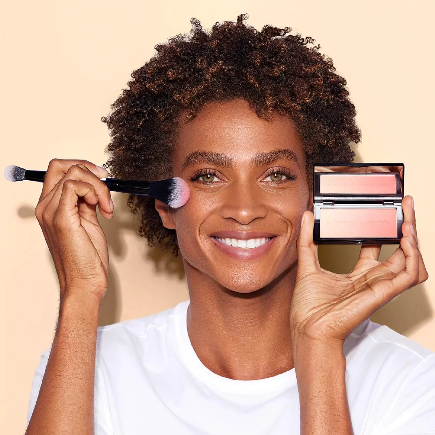 Kevyn Aucoin Duet Blush Brush: универсальная кисть для румян и запекания, No Color — фото 4