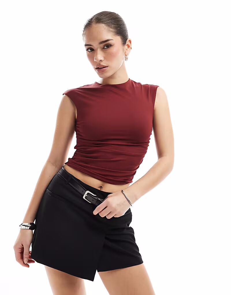 

Верх из полиамида Pull&Bear с вырезом сзади, бордовый
