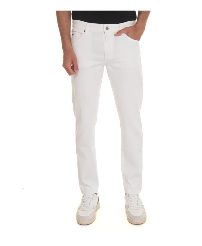 

Джинсы с пятью карманами и кожаной отделкой Hugo, белый