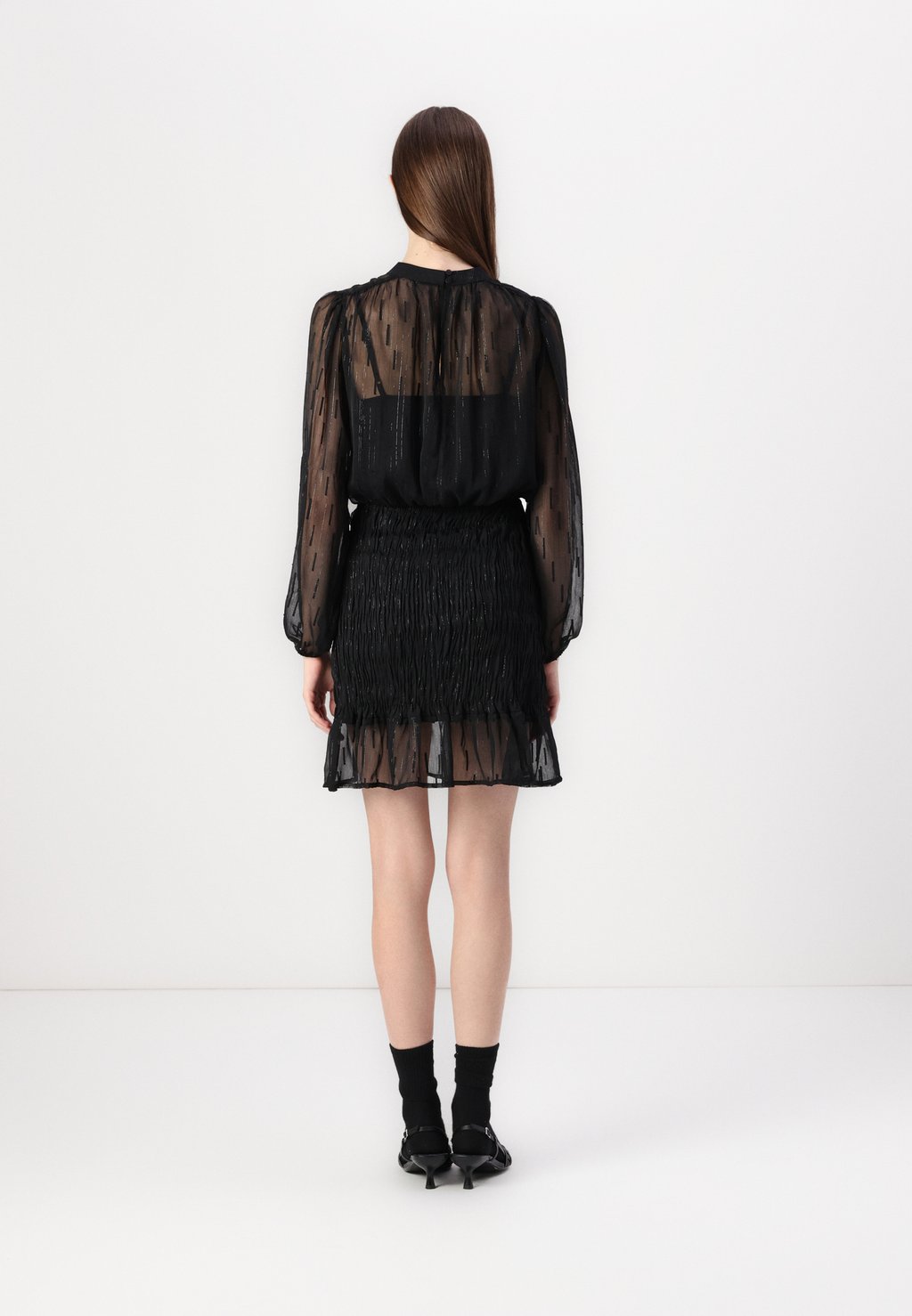 

Коктейльное платье / Вечернее платье VMKIRA SMOCK SHORT DRESS Vero Moda, черный
