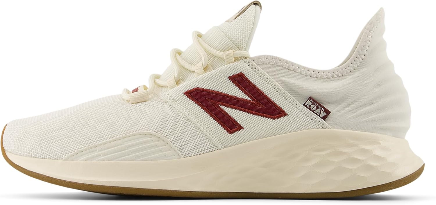 Кроссовки для бега New Balance Men's Fresh Foam Roav V1, бордовый — фото 2