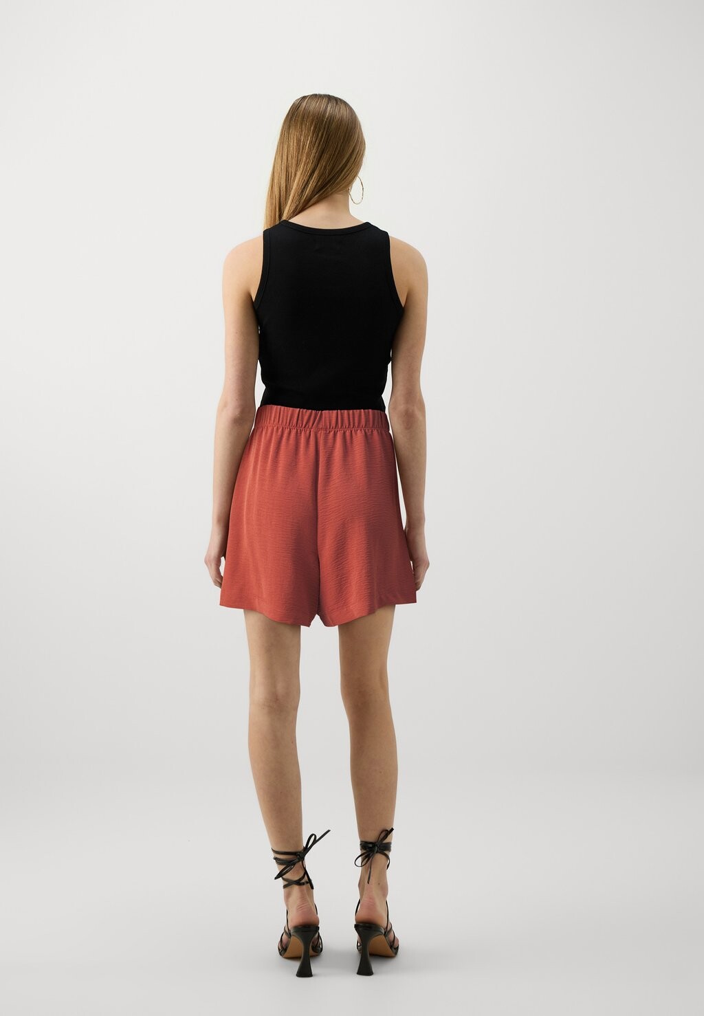 

Шорты Vmalva Vero Moda, красный
