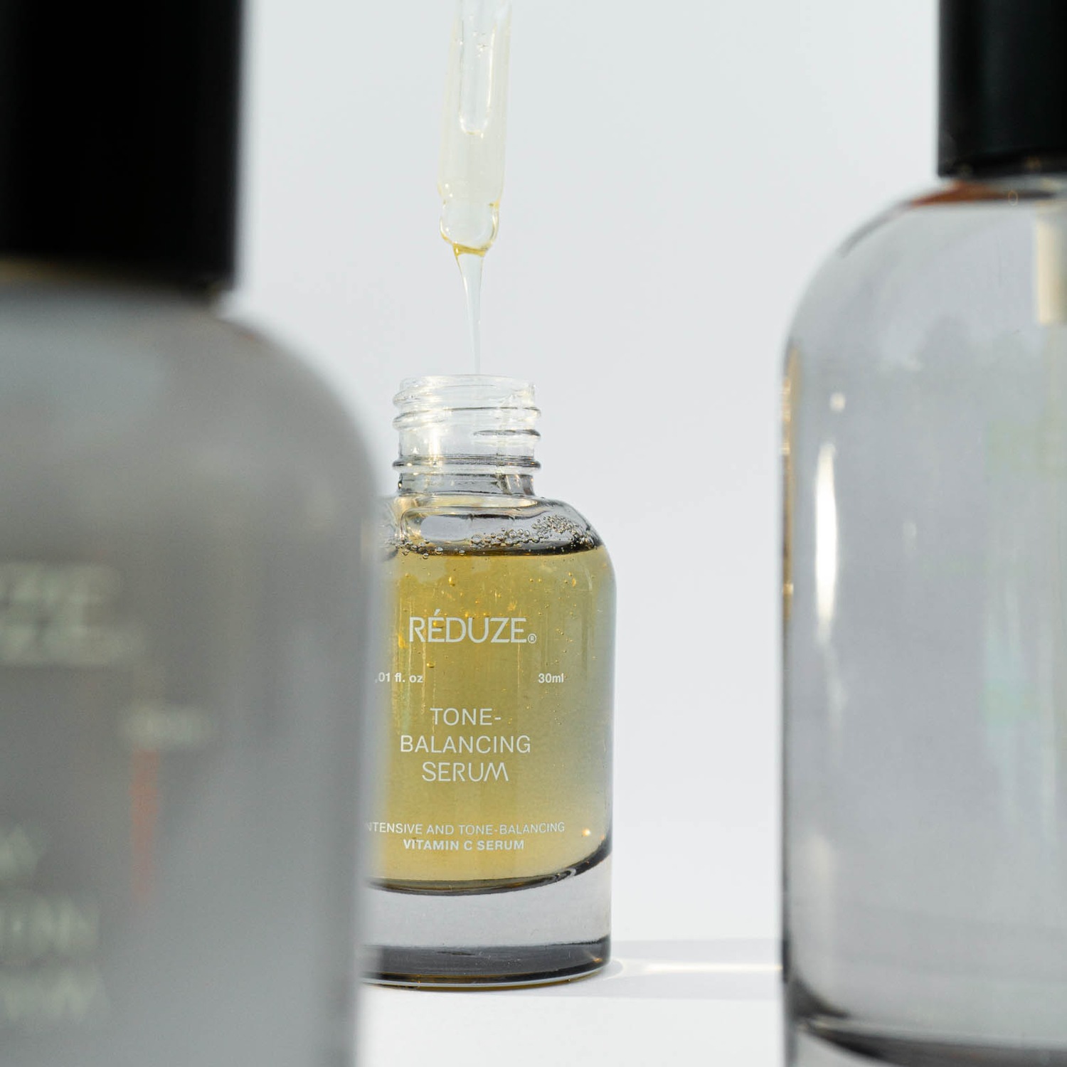 Сыворотка Reduze — Для лица tone balancing serum - vitamin c , flasche mit pipette — фото 4