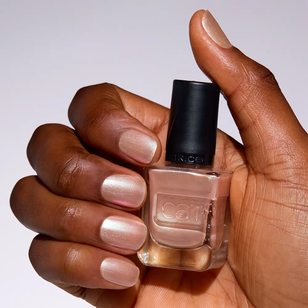 Лак для ногтей Gel affair esmalte de uñas Catrice, цвет 003-The Pearl Next Door, 10,5 мл. — фото 3