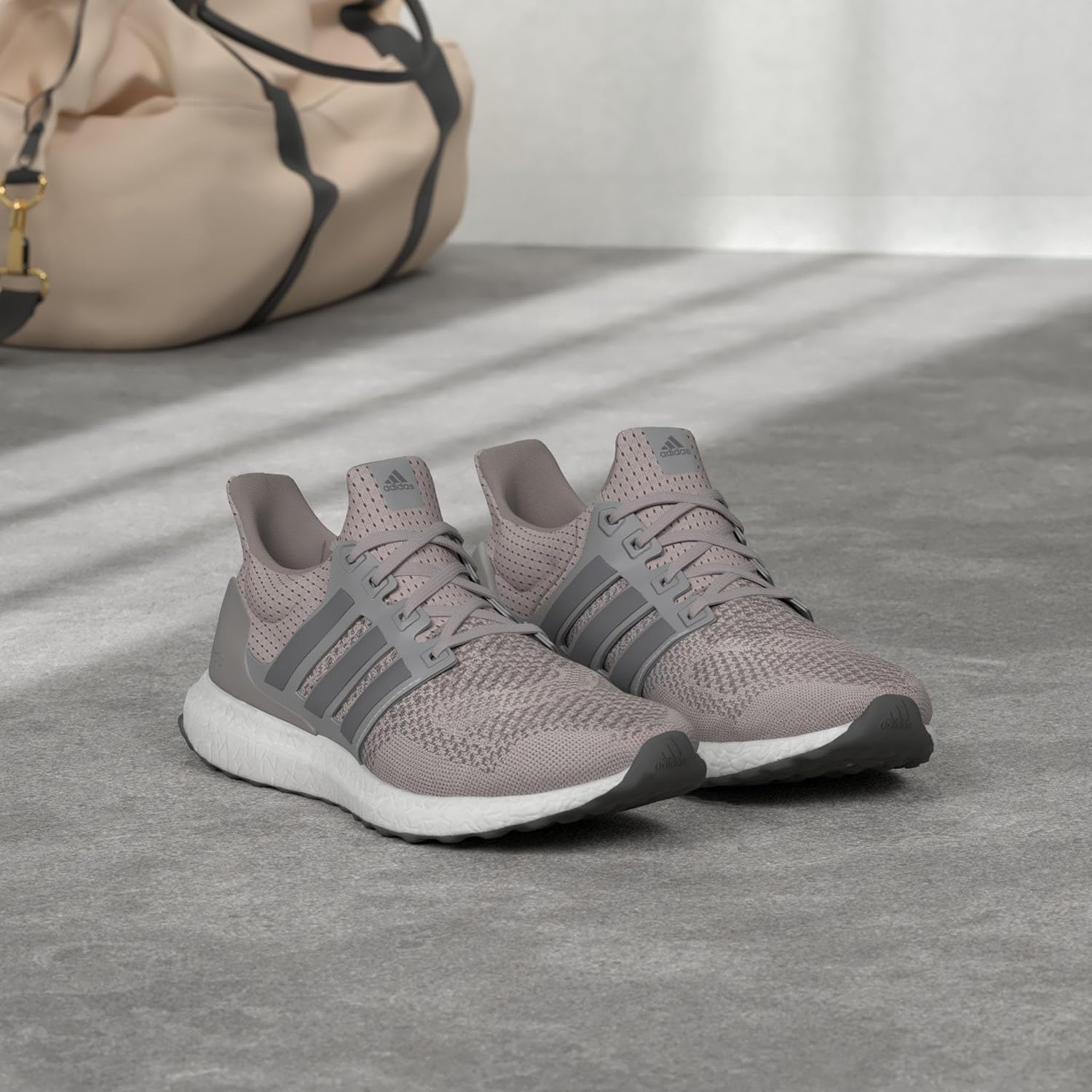 Мужские кроссовки для бега Adidas Ultraboost 1.0, черный/серый — фото 2