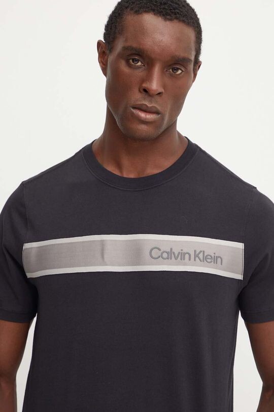 

Футболка Calvin Klein Performance, черный