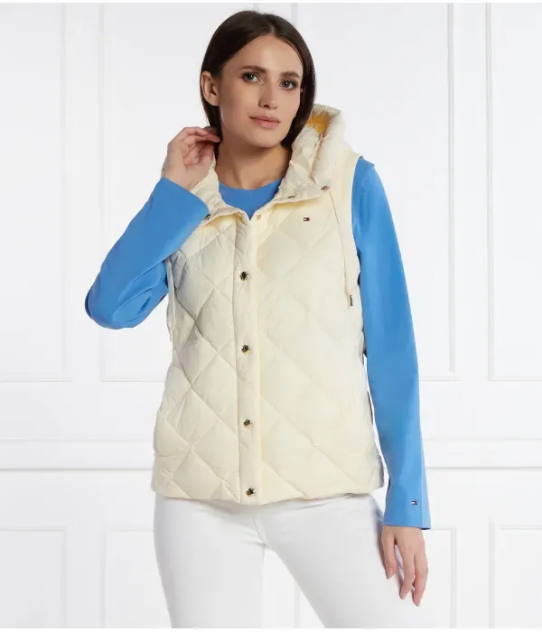 Классическая легкая пуховая куртка без рукавов regular fit Tommy Hilfiger, экрю — фото 3