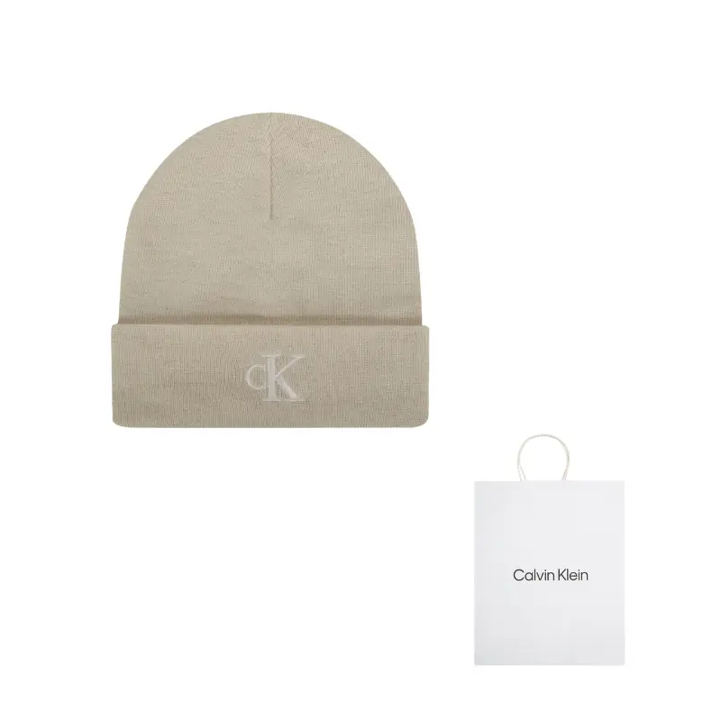 

Calvin Klein Экрю унисекс шапка из полиэстера, PAS-Ecru