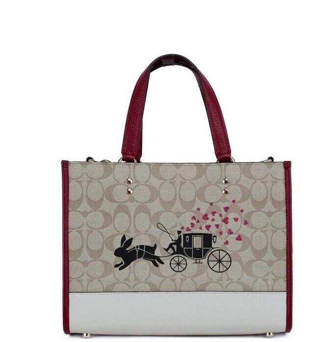 

Сумка-тоут Dempsey Medium Lunar New Year Rabbit Signature Coach