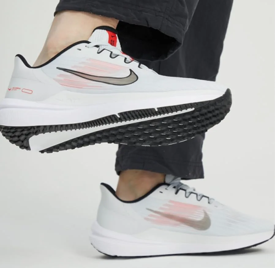 

Мужские кроссовки Nike, платиновый