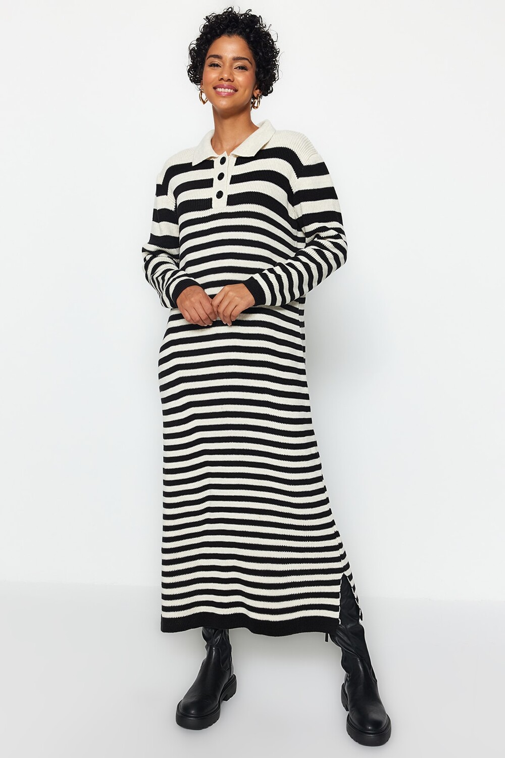

Платье - Черное - Свободное Trendyol Modest, черный