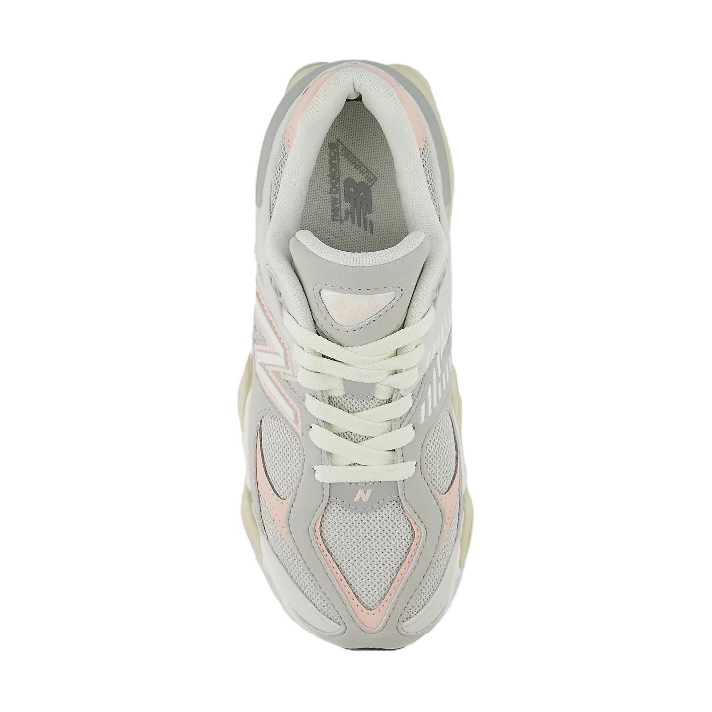 New Balance 9060 Подростковые кроссовки серый/розовый — фото 4